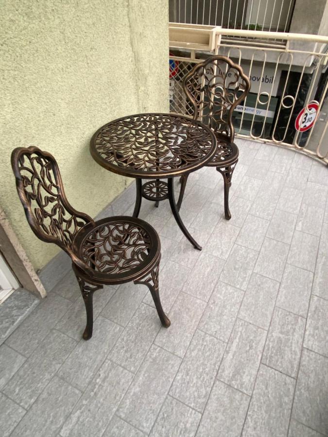 La Lupa Apartment - In The Heart Of Aosta With Car Box ภายนอก รูปภาพ