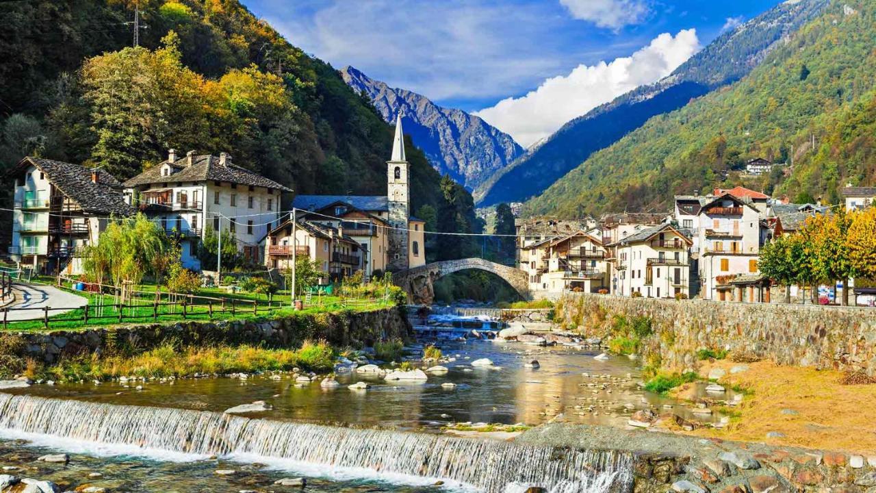 La Lupa Apartment - In The Heart Of Aosta With Car Box ภายนอก รูปภาพ